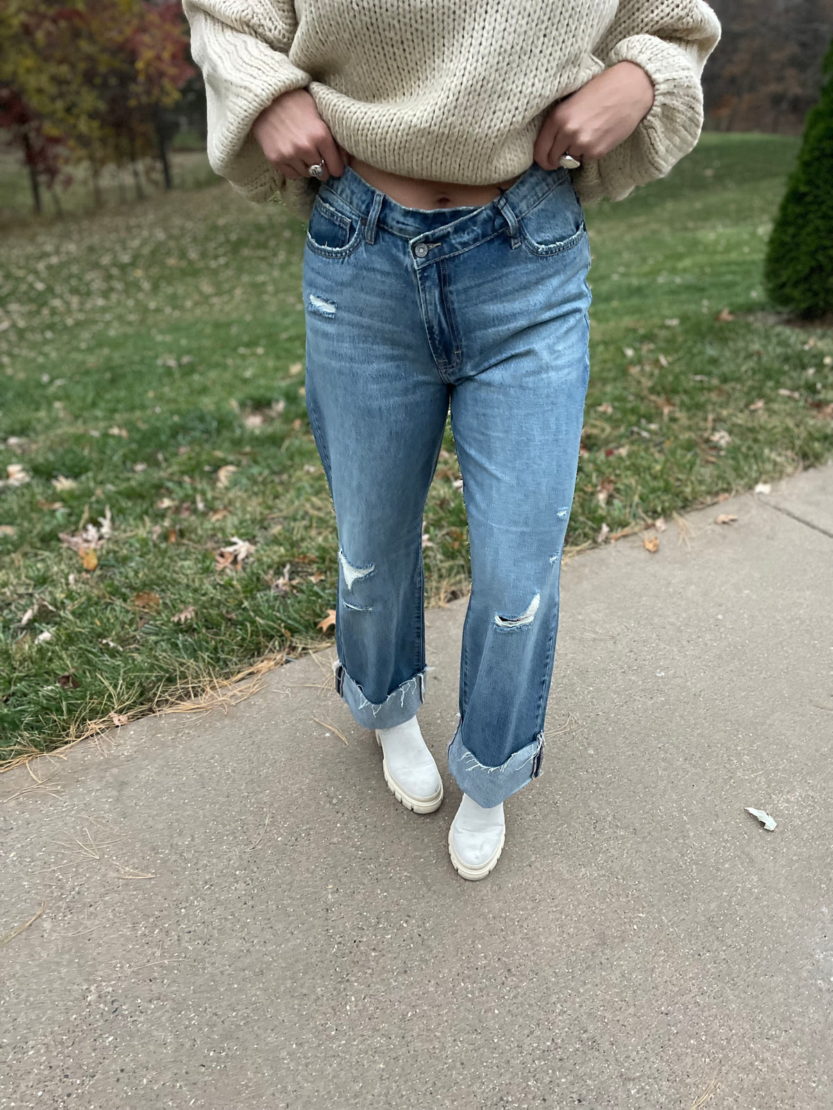 Logan Crossover Waistband Cuffed Dad Jean
