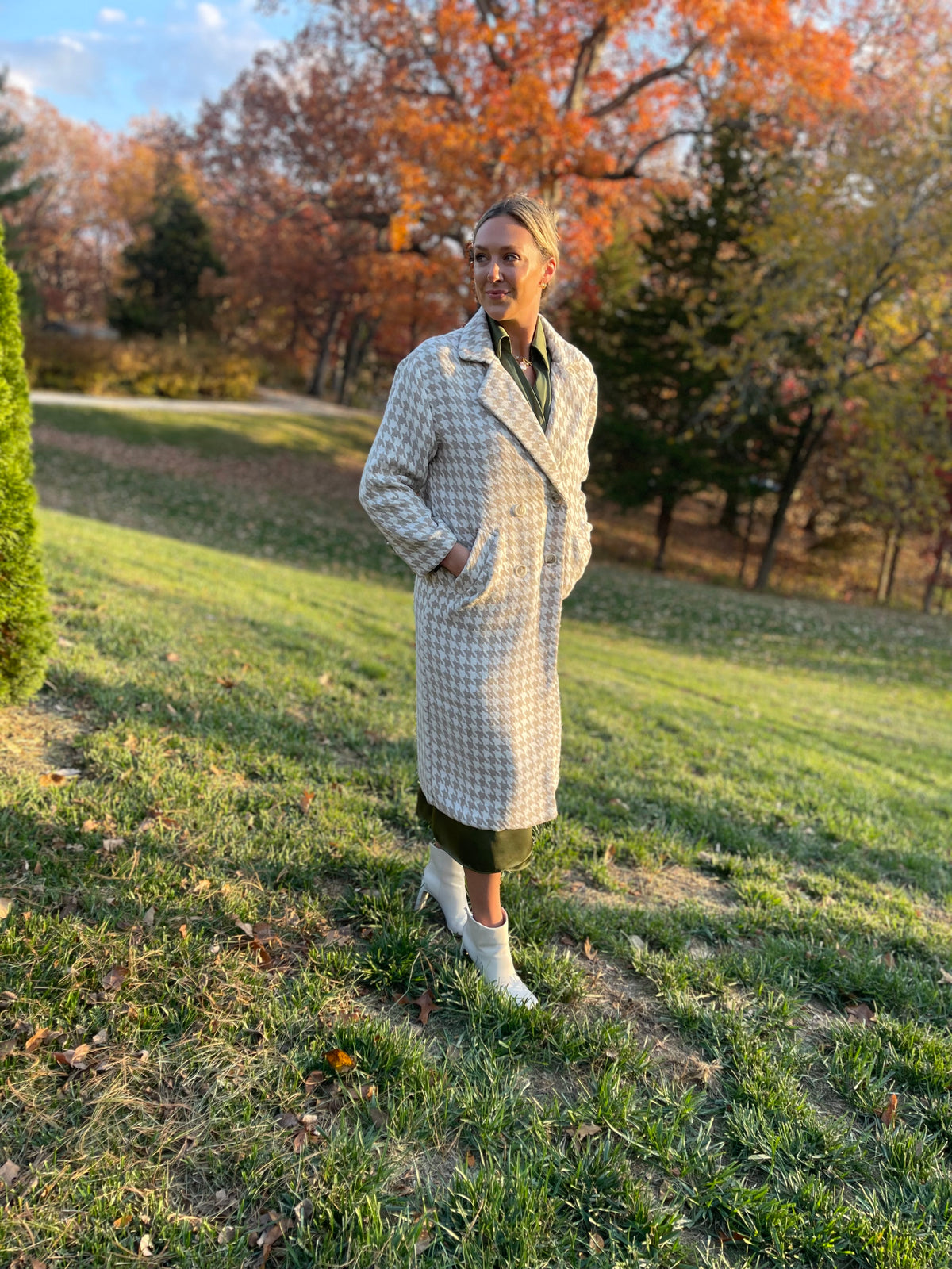 Taupe & Ivory Houndstooth Long Coat
