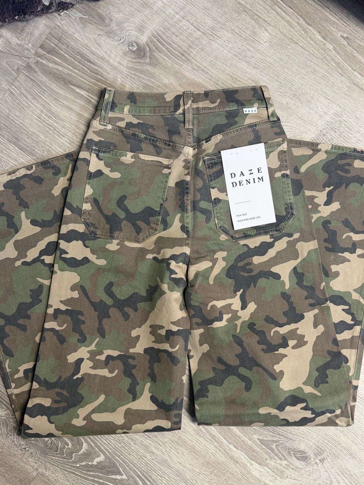 Daze Far Out High Rise Denim in Hideaway Camo