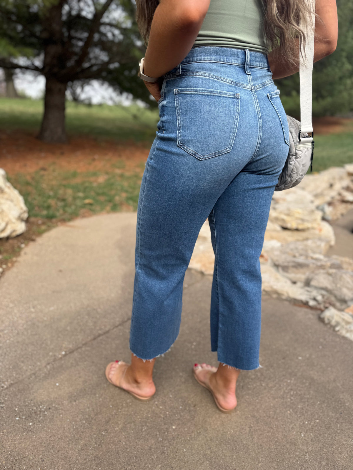 Daze Pleaser High Rise Cropped Jean