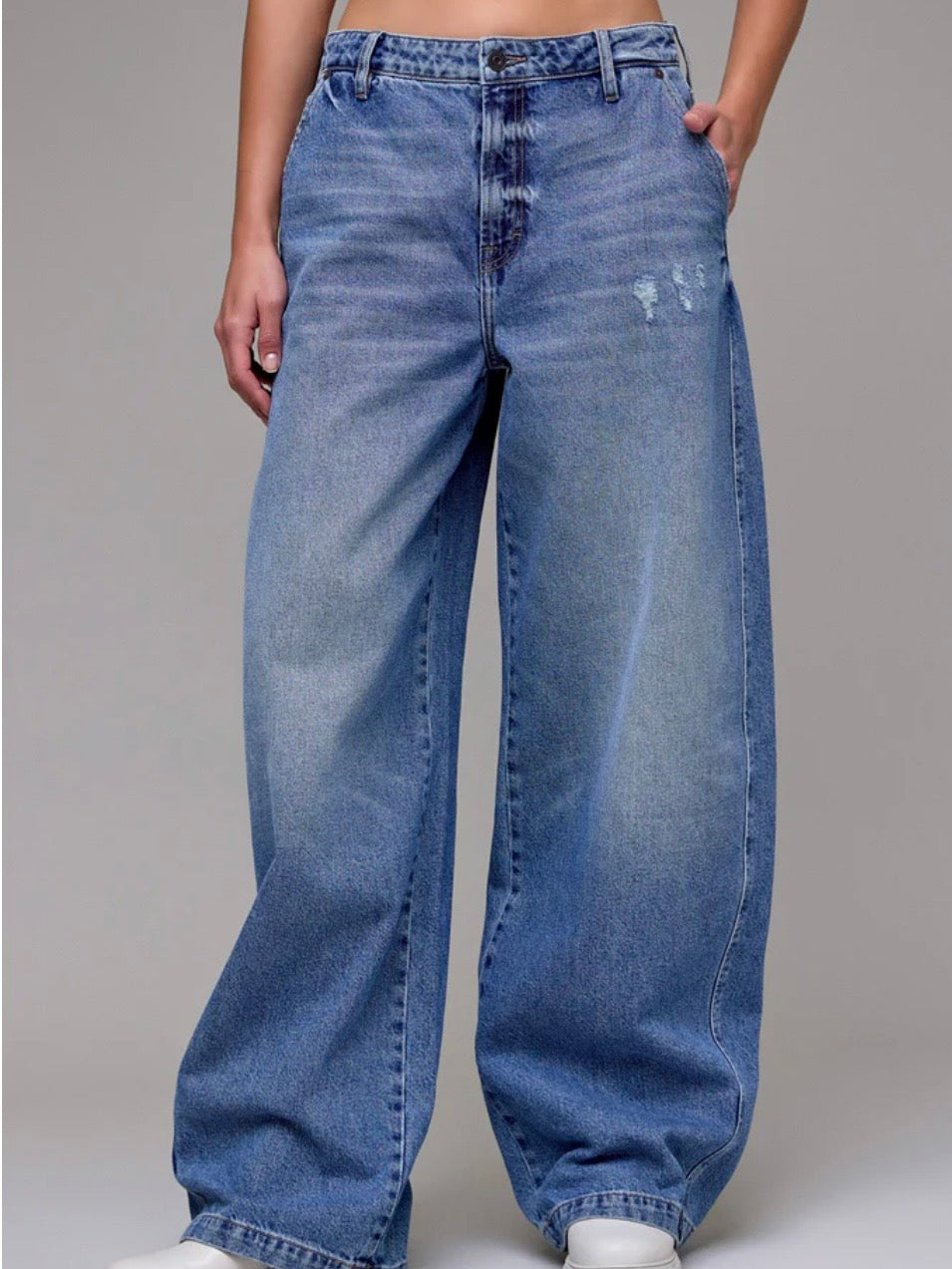 Sammie Baggy Barrel Back Buckle Jean