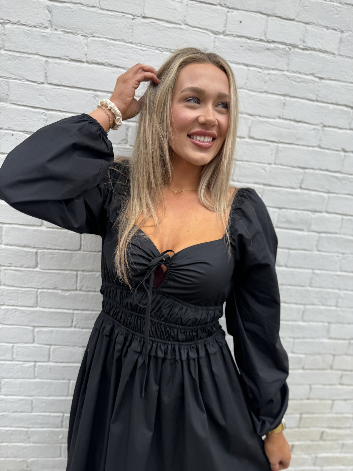 long sleeve ruched dress black PrettyLittleThing Women's Shape Long Sleeve Corset Detail Ruched Midi Dress in Black