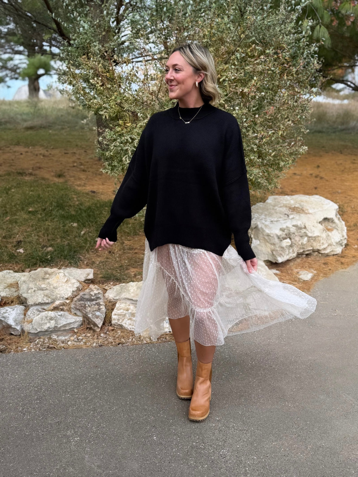 Chase The Night Lace Skirt