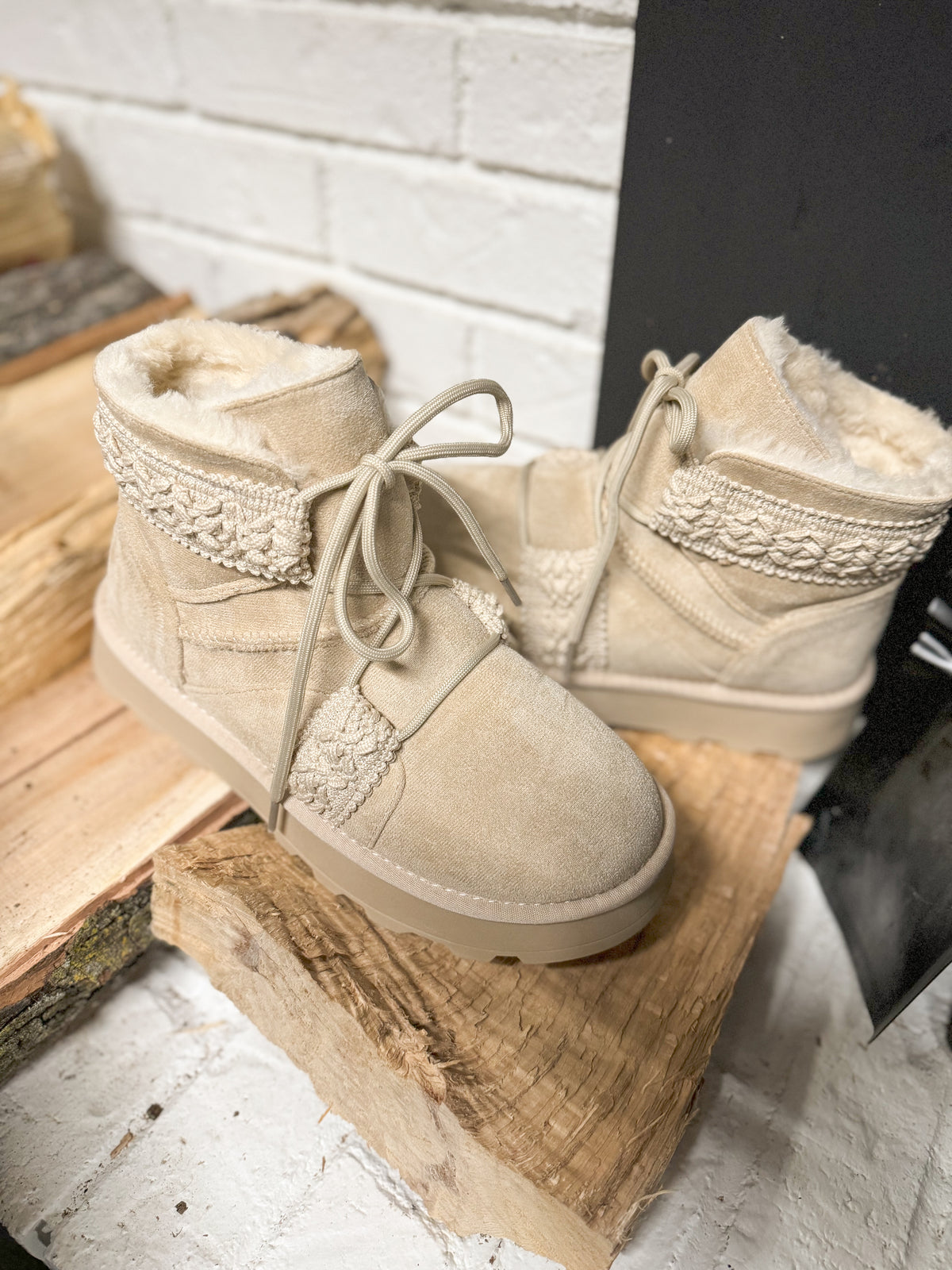 Matterhorn Faux Fur Bootie in Natural