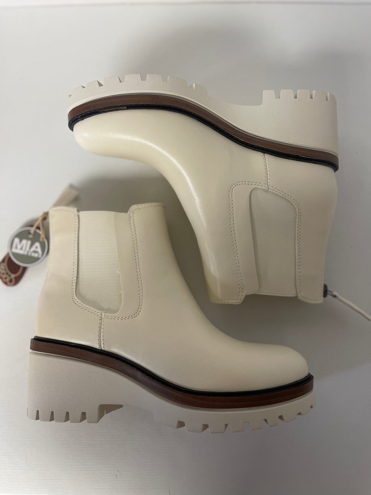 Sefi Ankle Boot in Bone