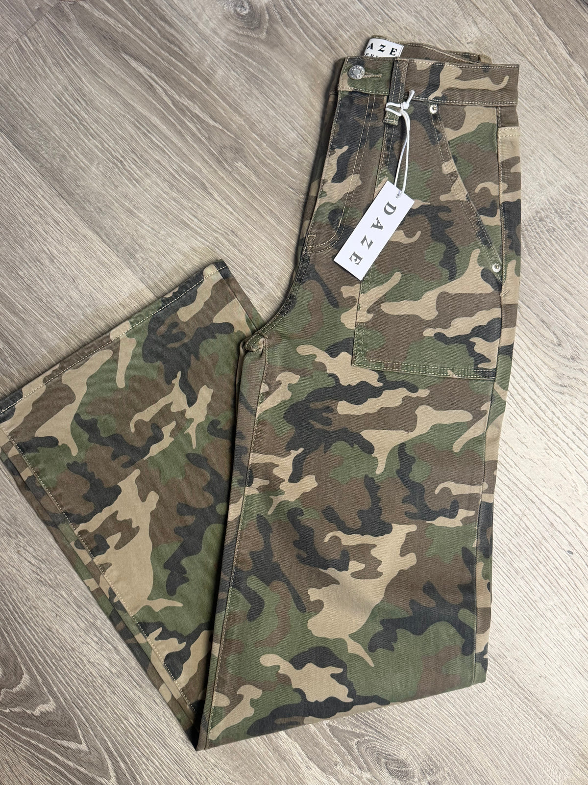 Daze Far Out High Rise Denim in Hideaway Camo