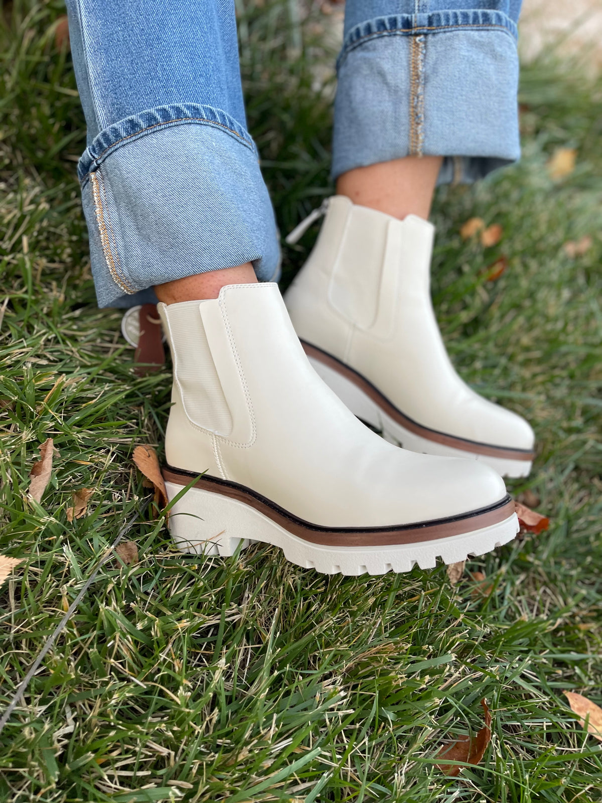 Sefi Ankle Boot in Bone