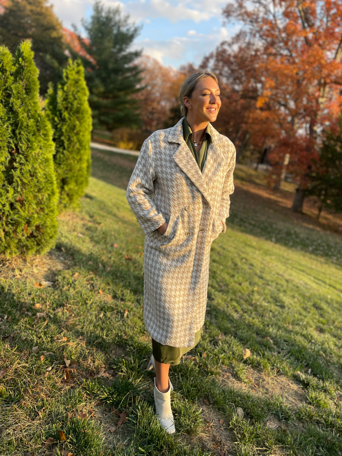 Taupe & Ivory Houndstooth Long Coat