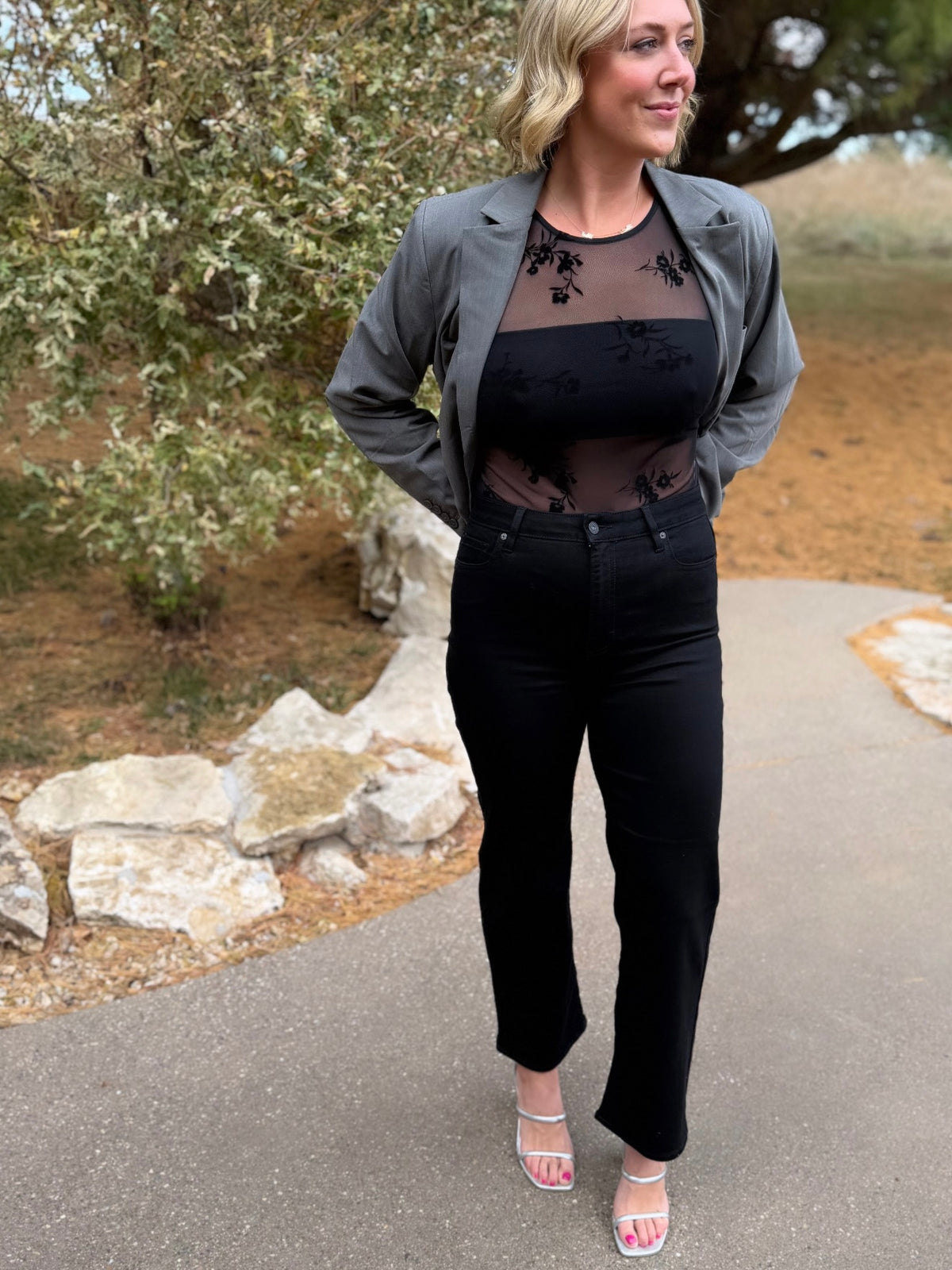 Black Tracey High Rise Straight