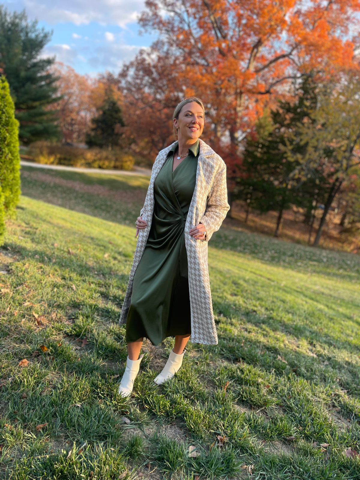 Taupe & Ivory Houndstooth Long Coat