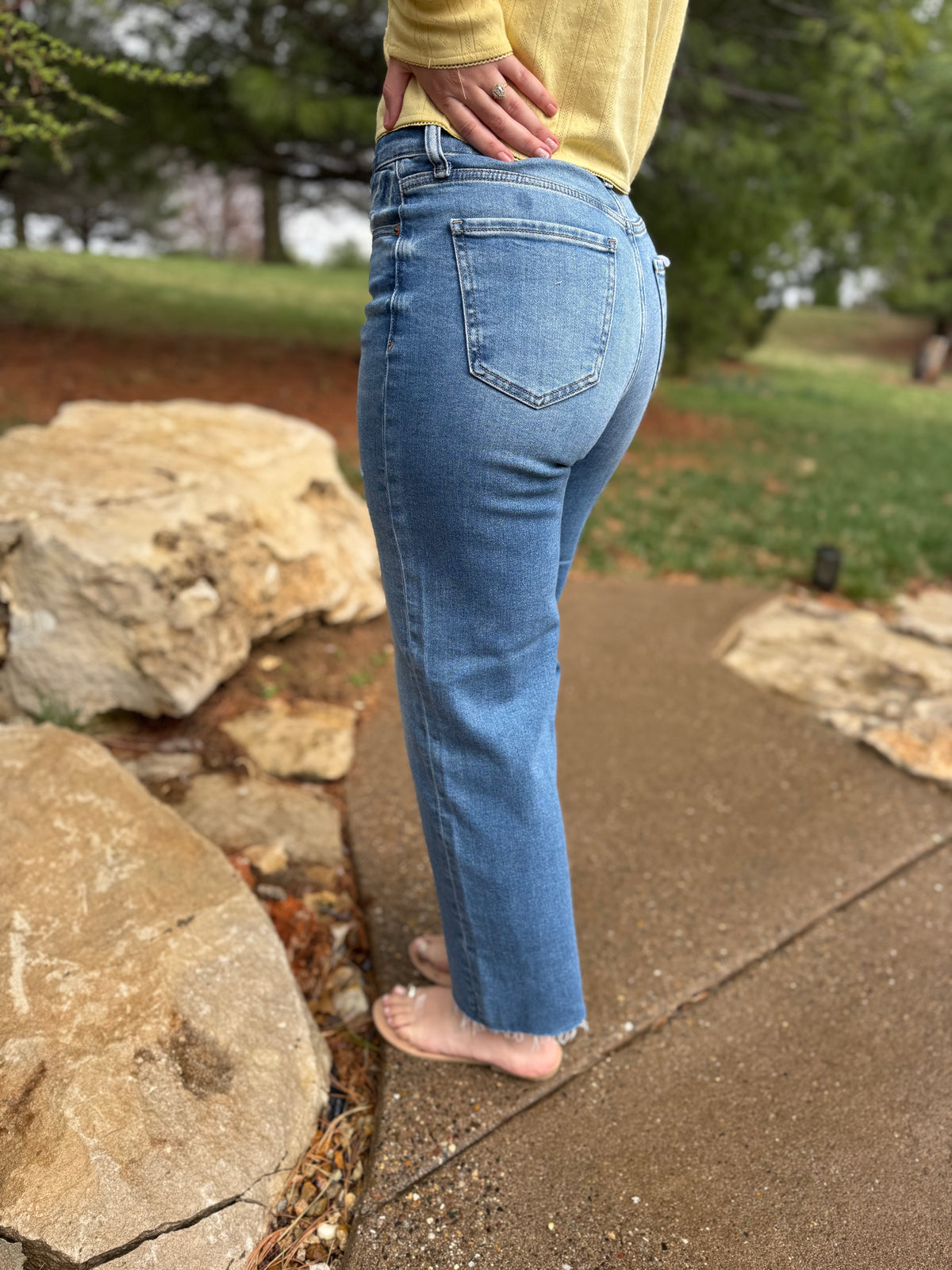 Daze Pleaser High Rise Cropped Jean
