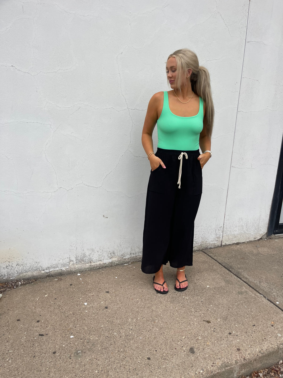 Black Wide Leg Cropped Pants