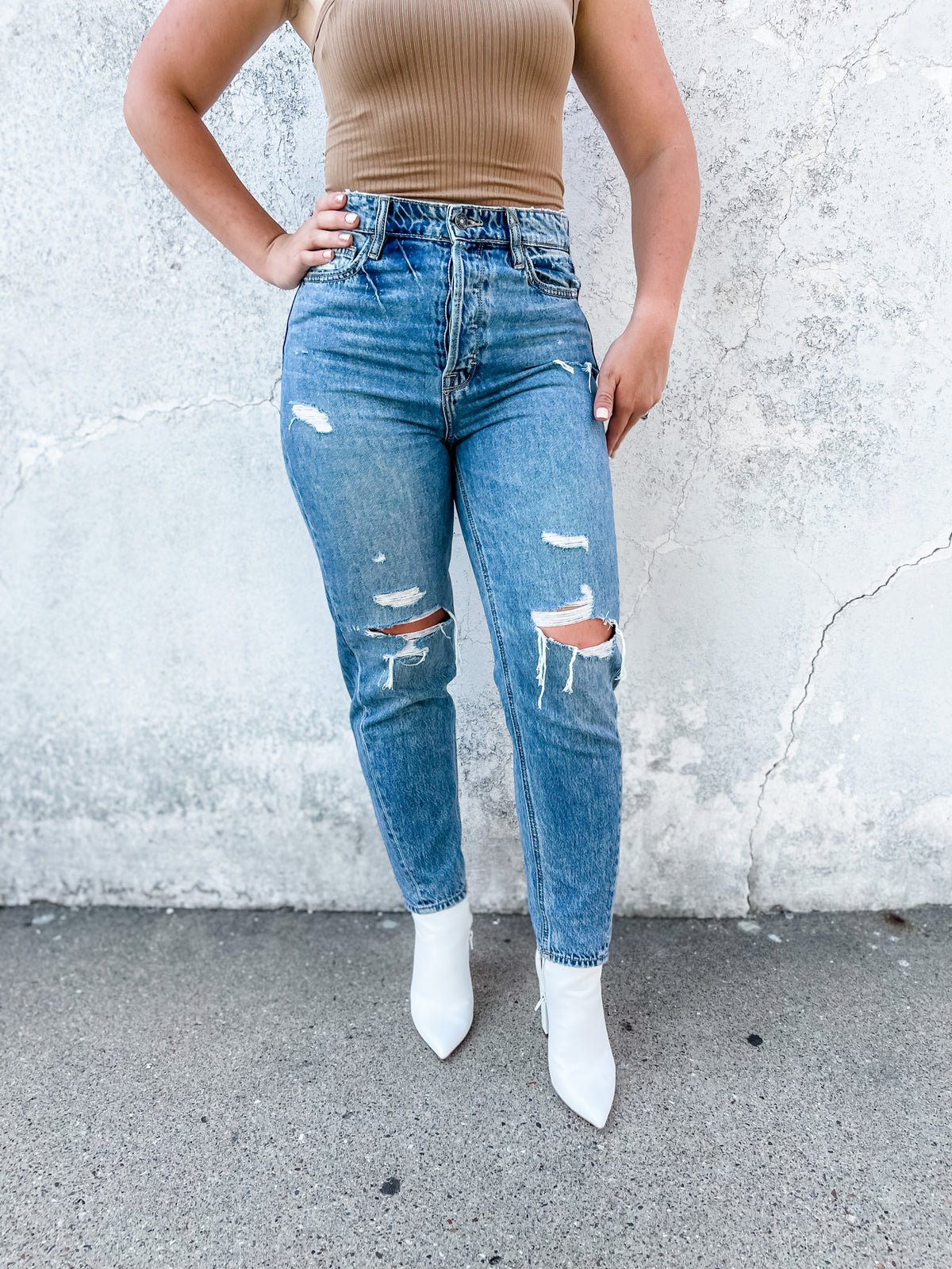 Zoey Mom Twisted Seam Jean