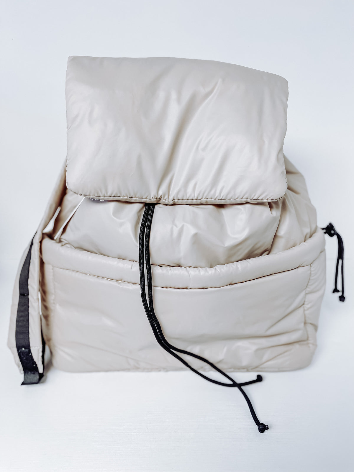 Puffer Backpack - Sand