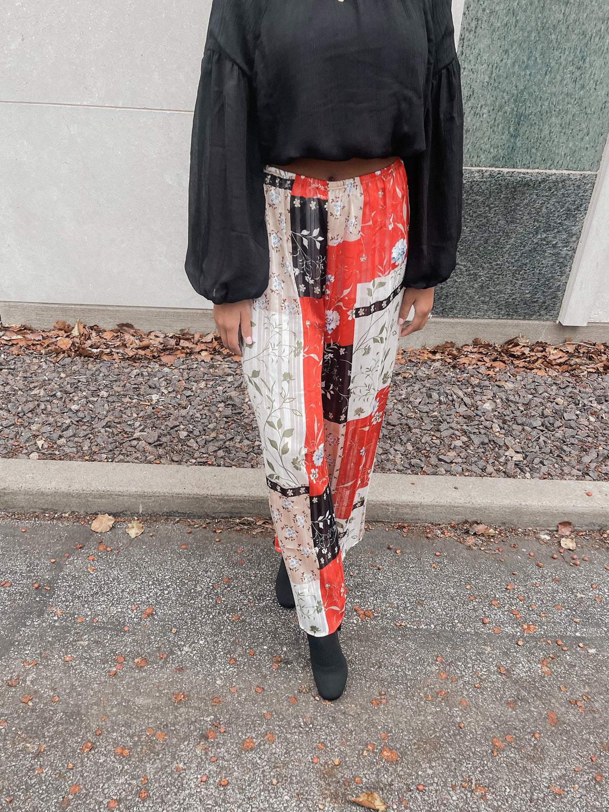 Floral Print Sheer Lurex Pants