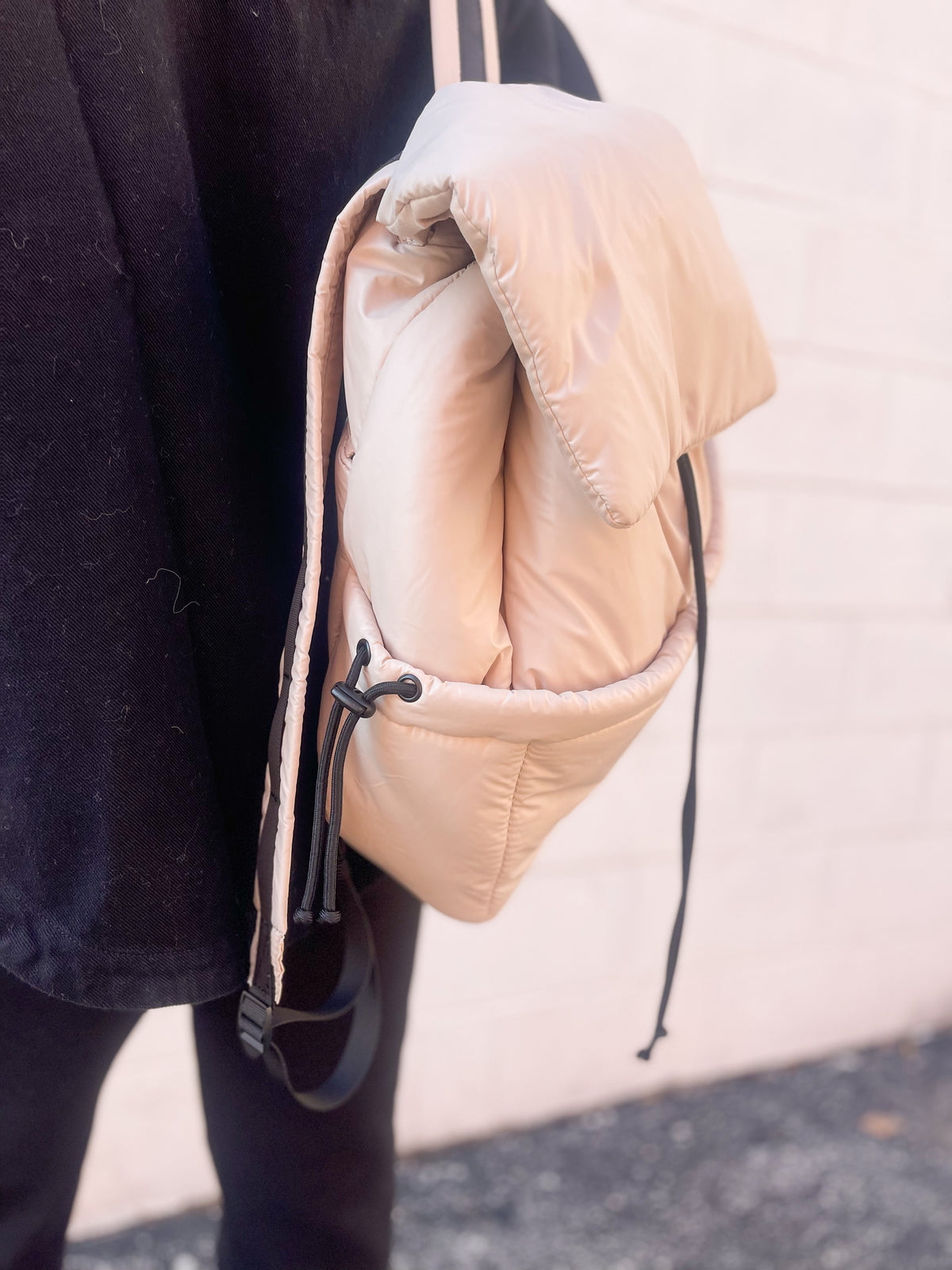 Puffer Backpack - Sand