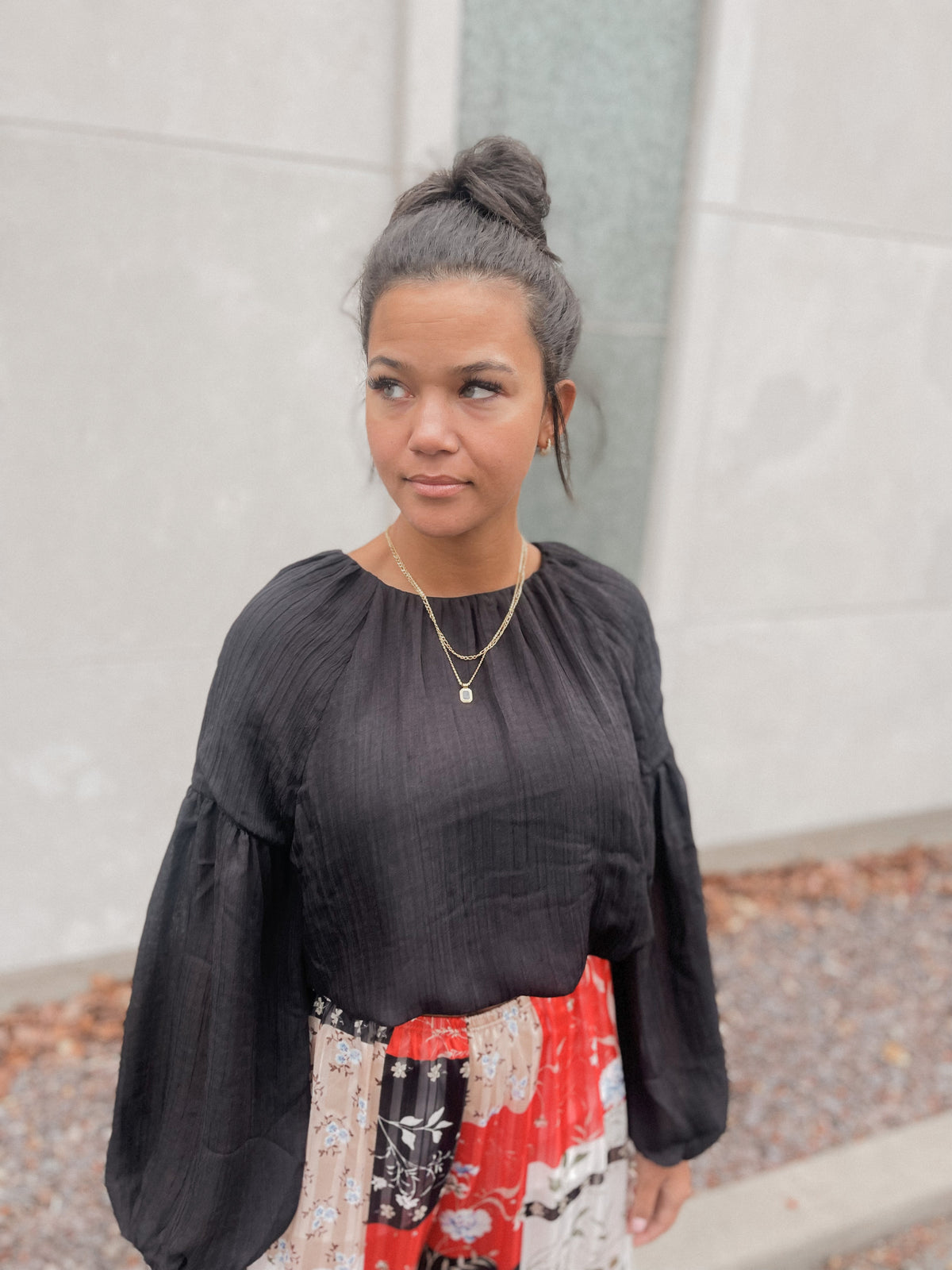 Black Cropped Round Neck Top